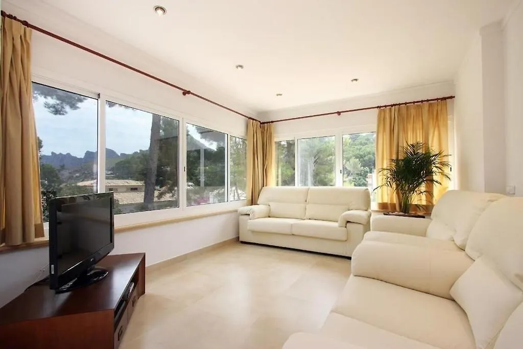Modern Villa 300M From Crystal Clear Coves By Renthousing Cala de Sant Vicenc