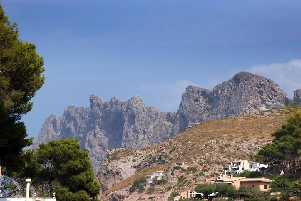 Modern Villa 300M From Crystal Clear Coves By Renthousing Cala de Sant Vicenc